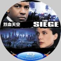 烈血天空  (1998)（两大奥斯卡影帝丹泽尔·华盛顿，布鲁斯·威力联合主演，打造经典反恐动作大片。随着恐怖袭击的升级，将军威廉姆•得弗罗（布鲁斯•威利斯 Bruce Willis 饰）奉总统之名进驻纽约对布鲁克林区实施军管，将所有青壮年阿
